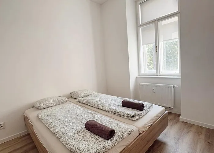 아파트 Hideout